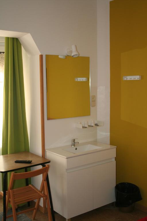 Hostal Juventus Portbou Exterior photo
