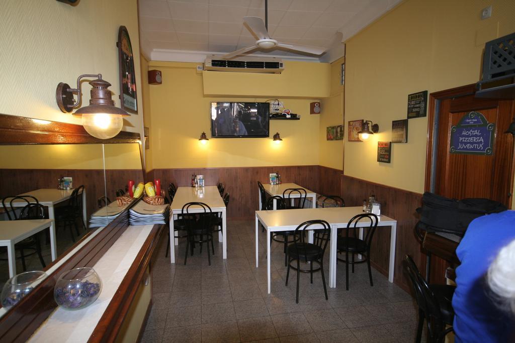 Hostal Juventus Portbou Exterior photo