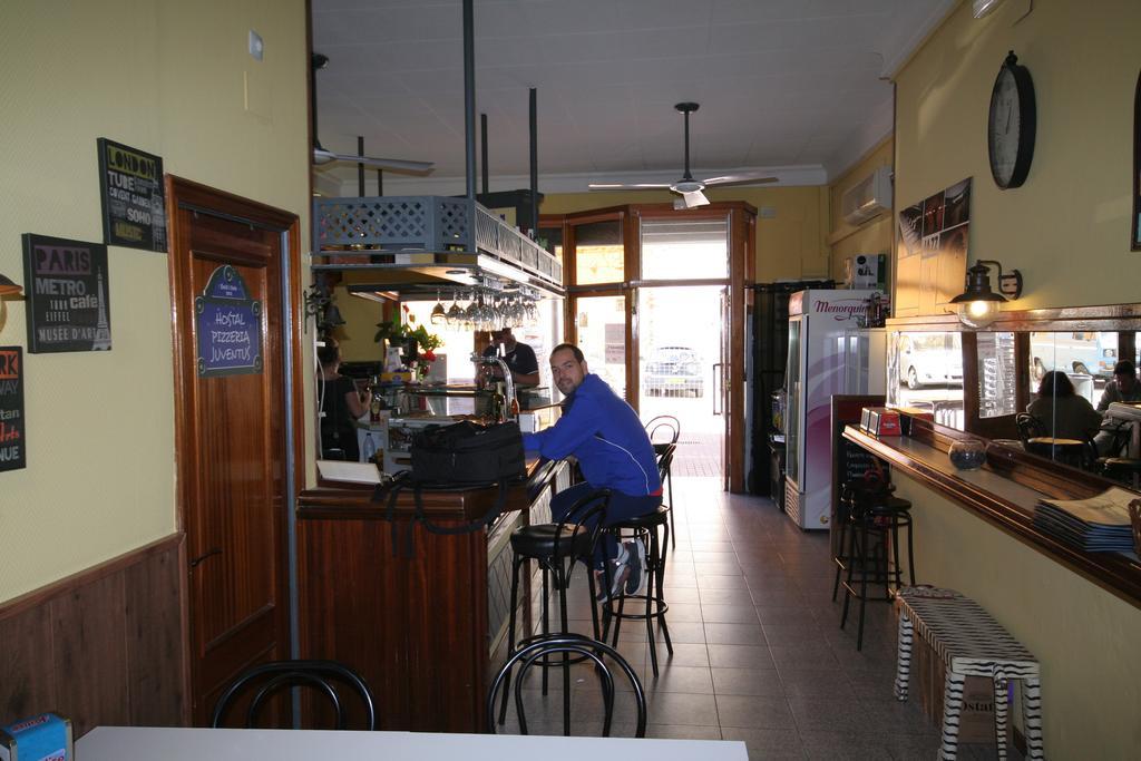 Hostal Juventus Portbou Exterior photo