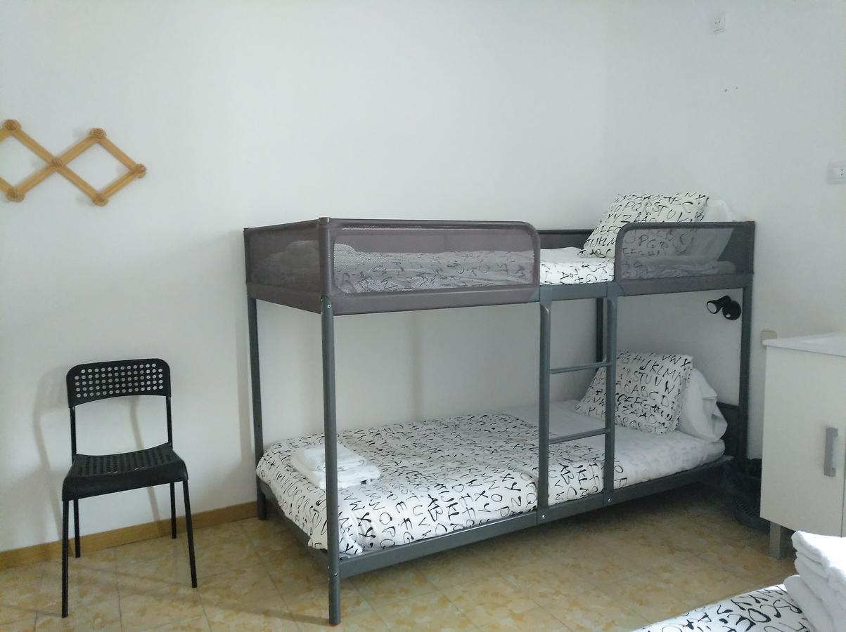 Hostal Juventus Portbou Exterior photo